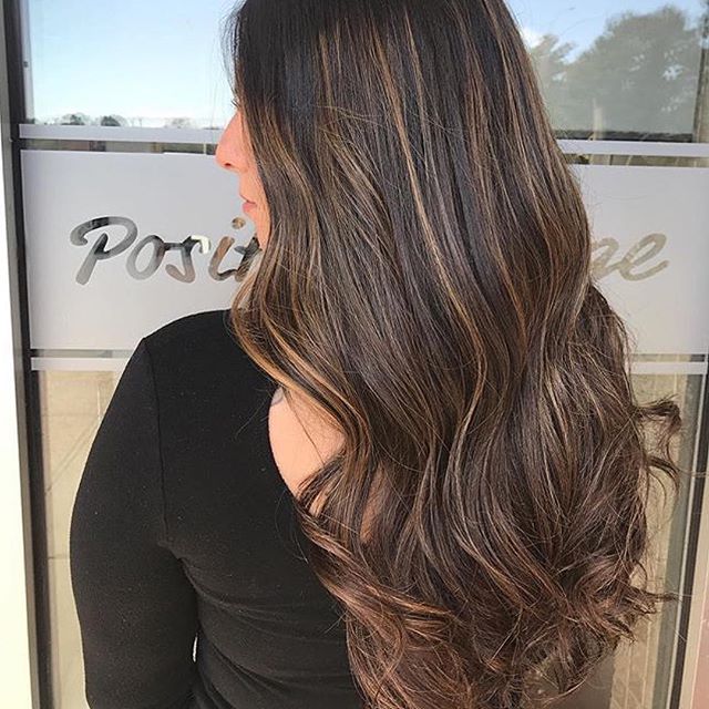 chocolate brown hair color with contrast