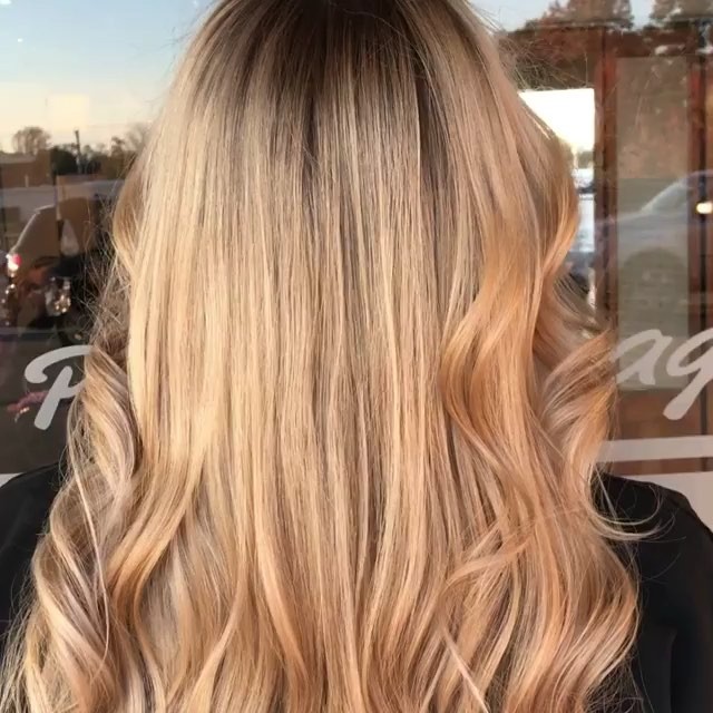 blonde hair with gold dimension