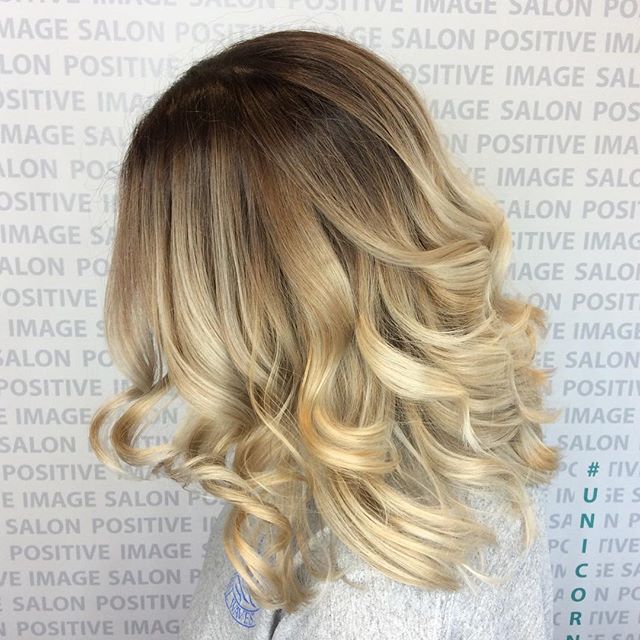 blonde hair with shadow root